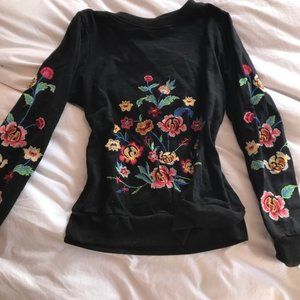 FRANCESCAS Black sweater with floral embroidery